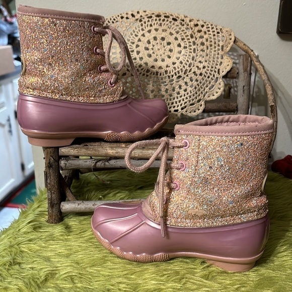 Pre-owned ADRIENNE VITTADINI BAMBINI TODDLER 9 PINK GLITTER DUCK BOOTS - Picture 2 of 15